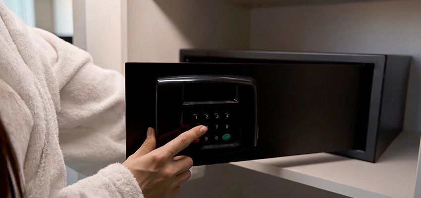 Safe Unlocking Service Company in Foothill Farms, California