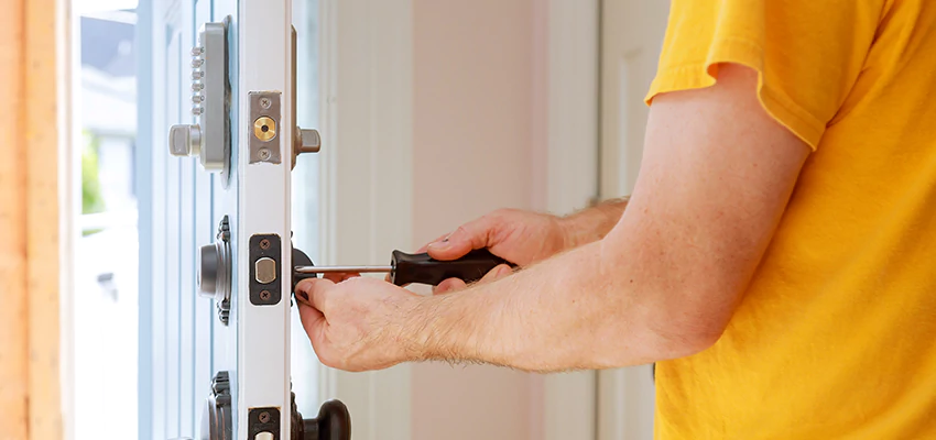 Eviction Locksmith For Key Fob Replacement Services in Foothill Farms, CA